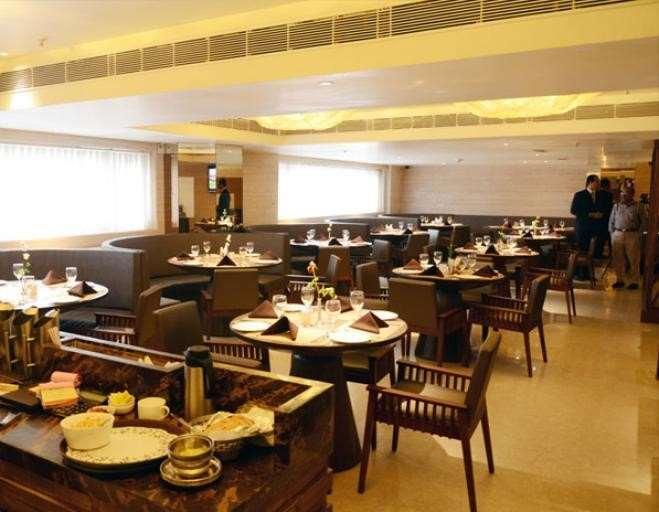 Monotel Kolkata Restaurant photo